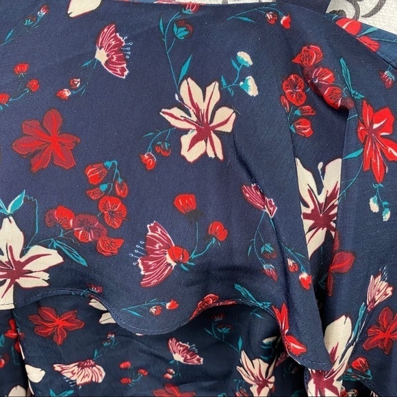 Rachel Zoe One Shoulder ruffle Floral Pullover Top - Picture 4 of 10